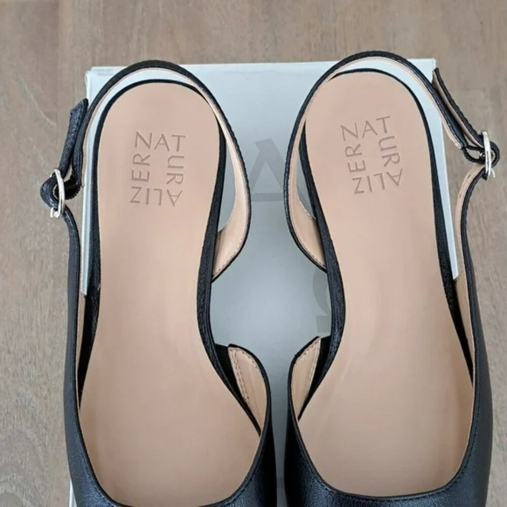 Naturalizer Jayla Slingback Pump - Color: Black Leather - Size: 7.5 Wide - Picture 3 of 9